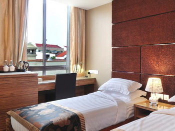 Singapore, Santa Grand Hotel East Coast